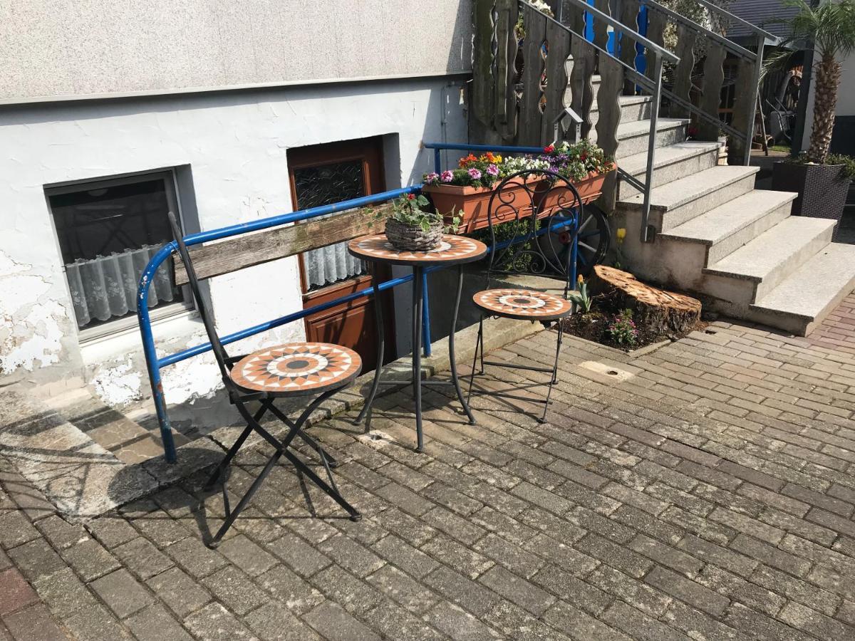 Ferienzimmer Niederstetten Extérieur photo